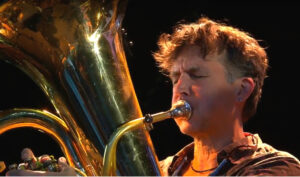 Mehr über den Artikel erfahren Einladung | Deep Improvisation mit Carl Ludwig Hübsch